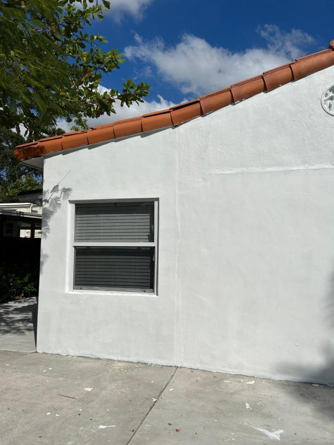 Unique Coral Gables Cottage ไมอามี ภายนอก รูปภาพ